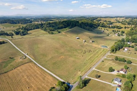 Agricultural Land Parcel with Mountain Views