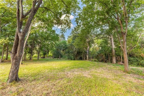 Land, BELLVILLE, TX