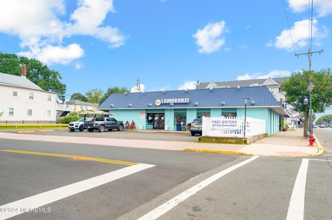 Commercial Building in Bradley Beach