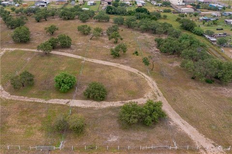 Land, Donna, TX