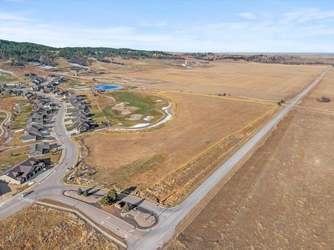 Spearfish Land with Views