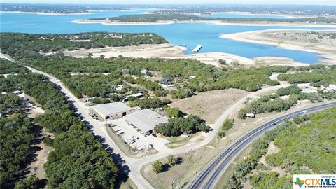 Canyon Lake Commercial Property