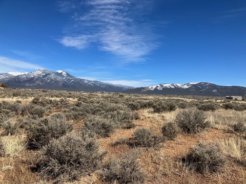 Taos Land with Mountain Views