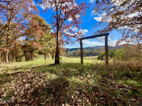 Expansive Multi-Use Land Tract