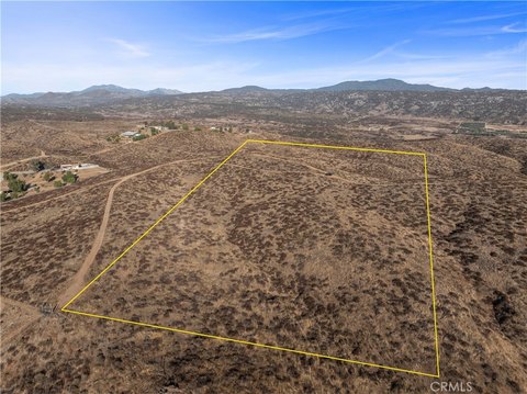 Hemet Land with Panoramic Views