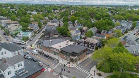 Newport Commercial Property with Apartment