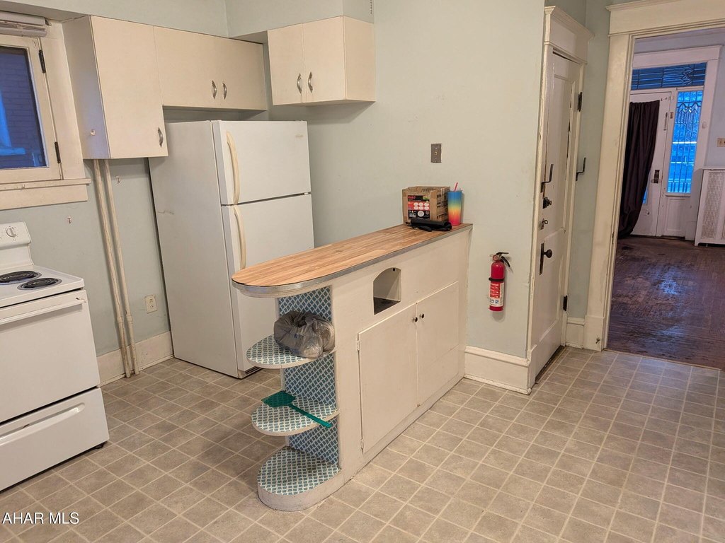 Picture 4