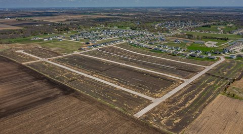 Land, Huxley, IA