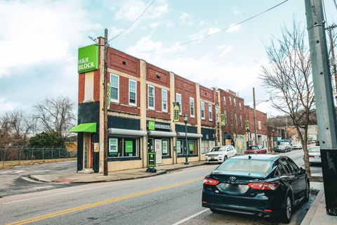 Commercial Building in Opportunity Zone