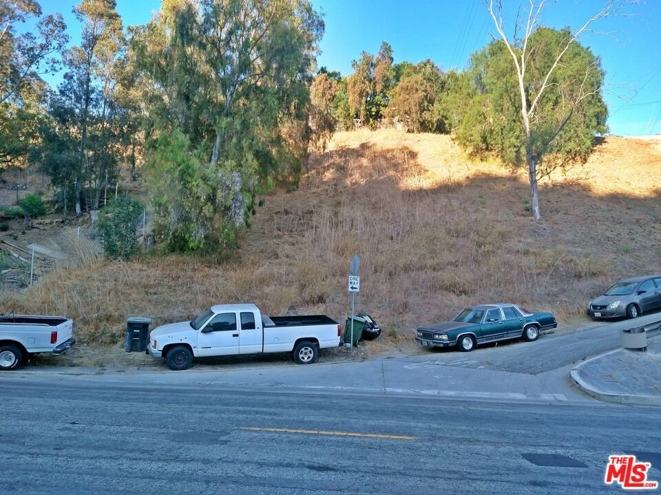 Picture 3