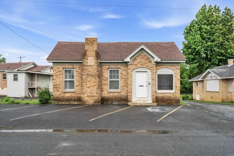 Prime Commercial Lot on Central