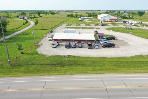 Turnkey Restaurant Building with Equipment