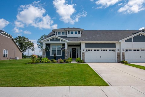Nearly New Duplex with Office