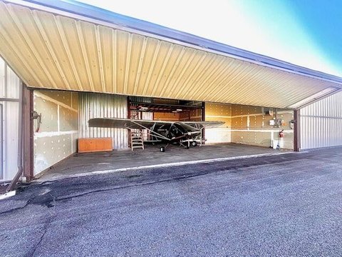 Insulated T-Hangar with Mezzanine