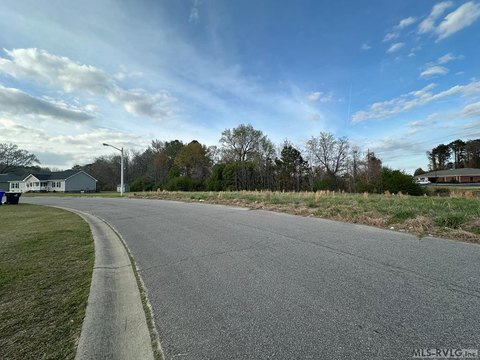 Residential Lot in Pinewood Subdivision