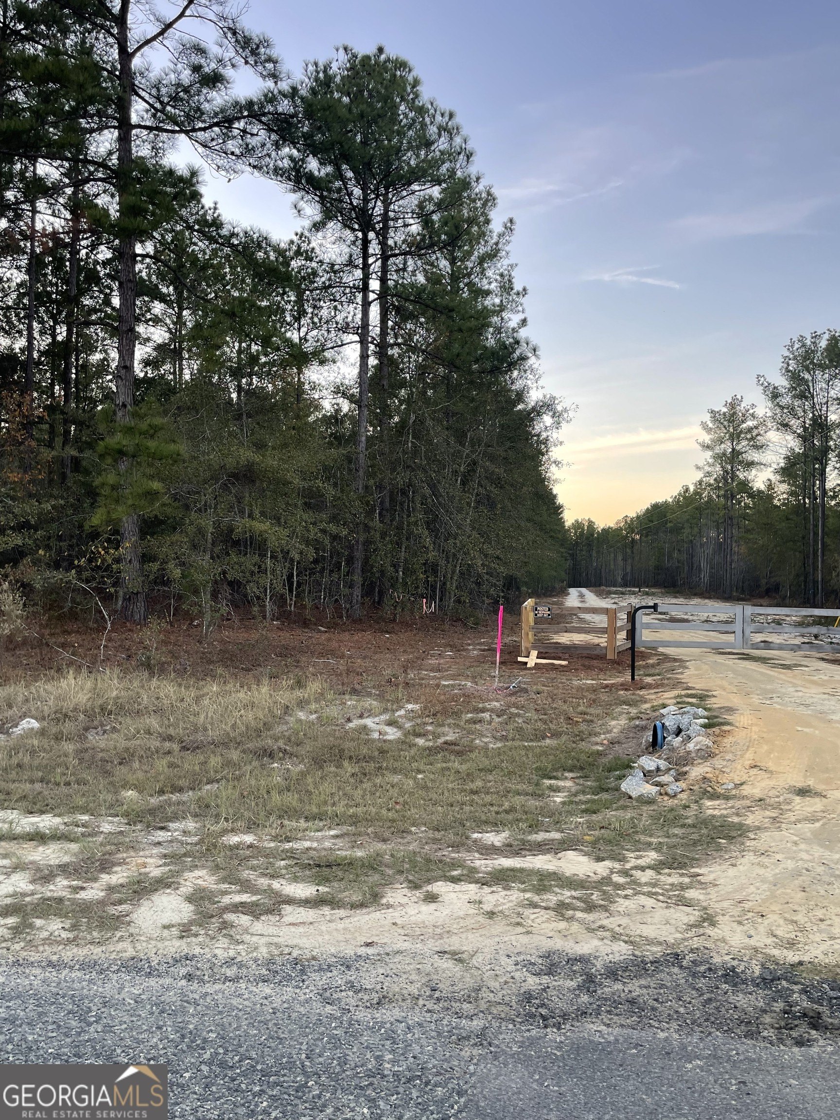 Residential Land in Twin City