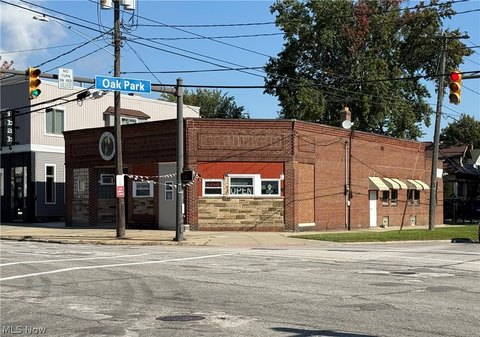 Bar Business with Commercial Kitchen