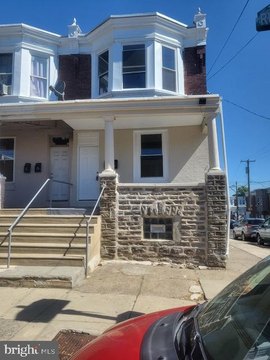 Renovated Duplex with Garage