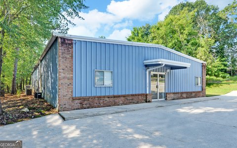Toccoa Office/Warehouse with Highway Access