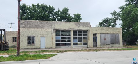Corner Commercial Gas Station Lot