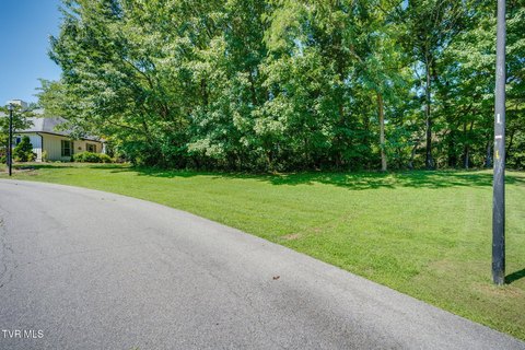 LAND - Kingsport, TN