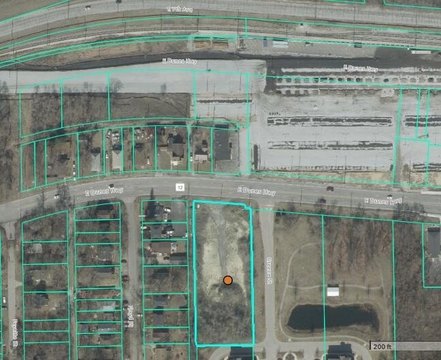 Commercial Land Near Train Station