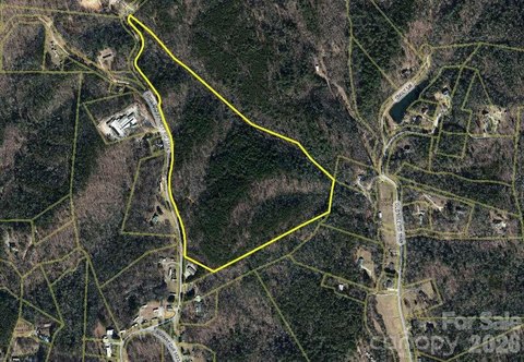 Expansive Land Parcel in Lenoir