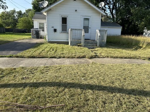 Move-In Ready Two-Bedroom Home