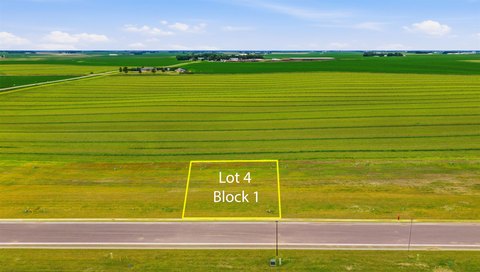 LAND - Larchwood, IA