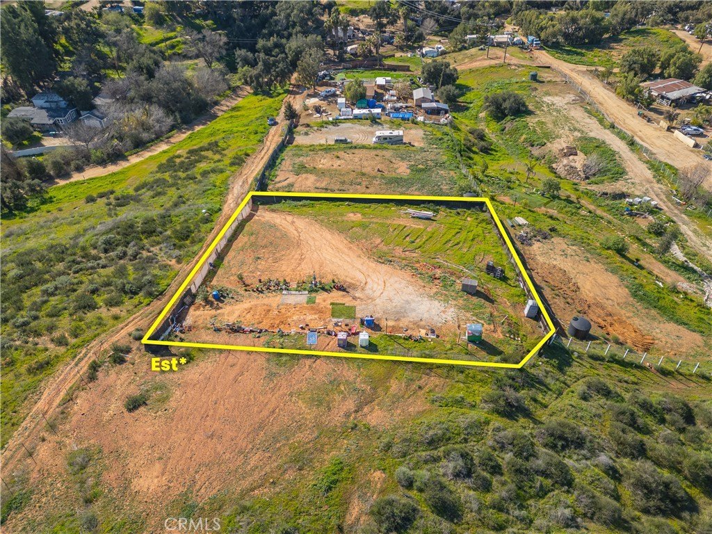 Spacious Vacant Land in Menifee