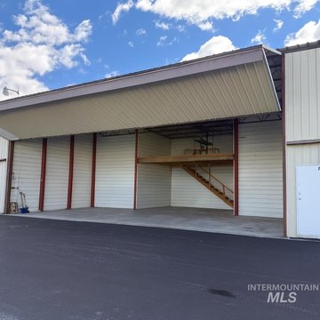 Hailey, ID Hangar with Loft