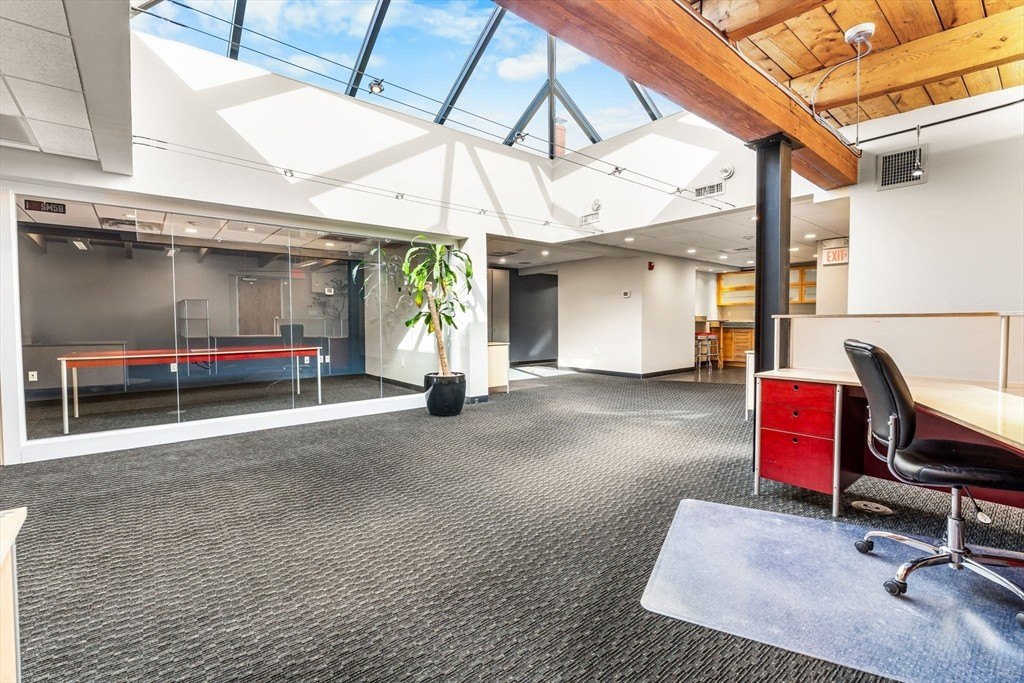 Newburyport Office Condo For Rent