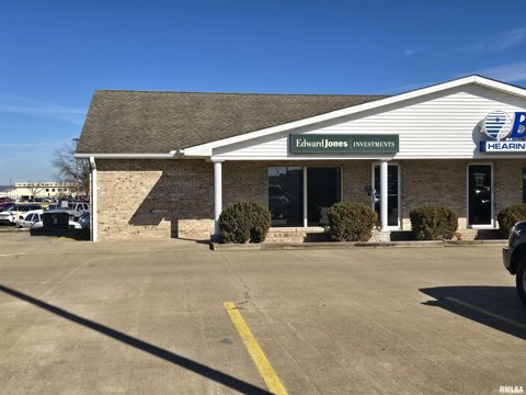 Retail Space in Carbondale Mall