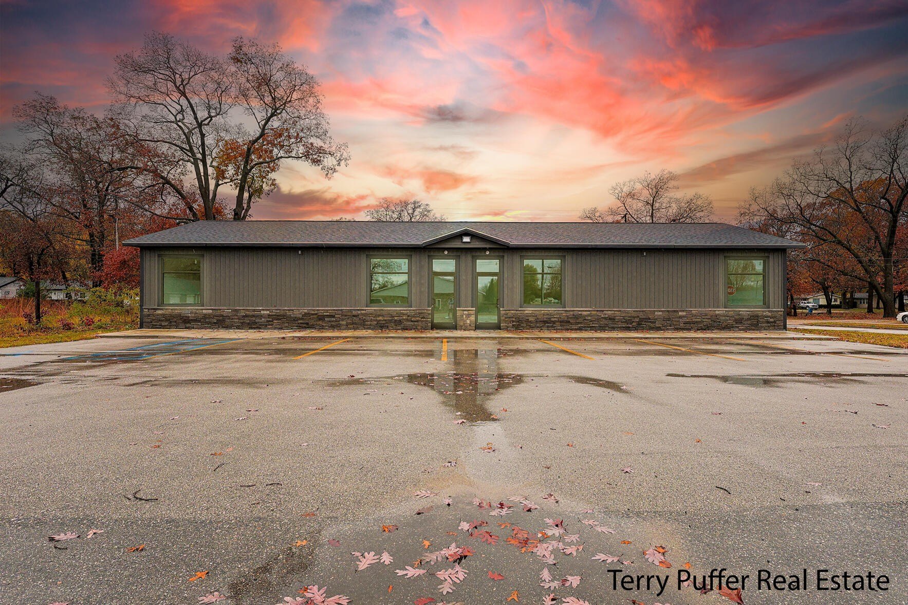 Muskegon Commercial Space For Lease
