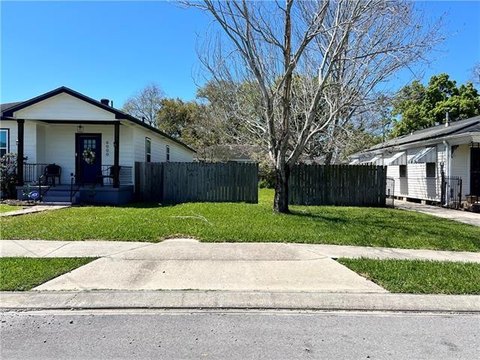 Vacant Lot in Milneburg Area