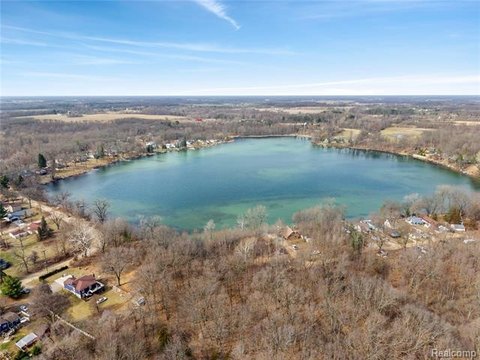 McCaslin Lake Front Lot