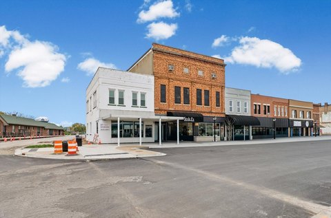 Charming Storefront in Downtown Rantoul