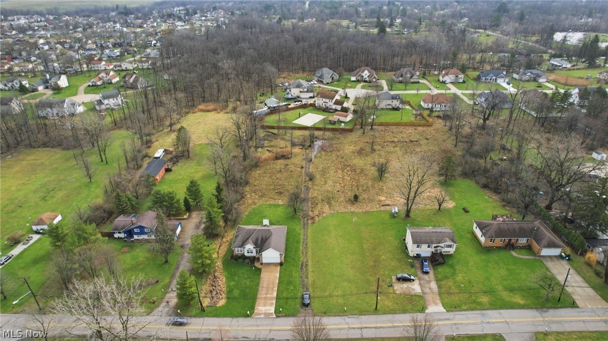 Residential Lot in Oakwood Village