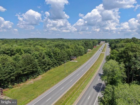 Income-Producing Land on Lankford Highway