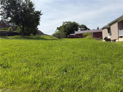 LAND - Weirton, WV
