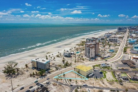 Prime Coastal Redevelopment Opportunity