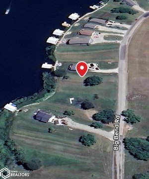 Lakefront Property in Ellston, Iowa