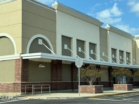 Retail Space in WestPort Square