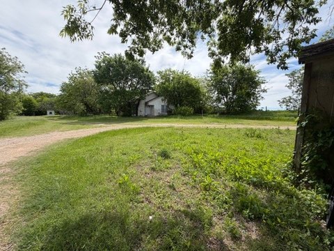 Lancaster Land on I35 Service