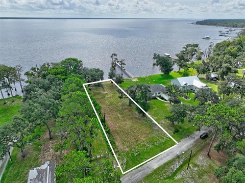 Land, CRESCENT CITY, FL
