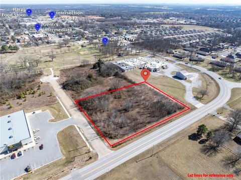 Prime Commercial Lot in Gentry
