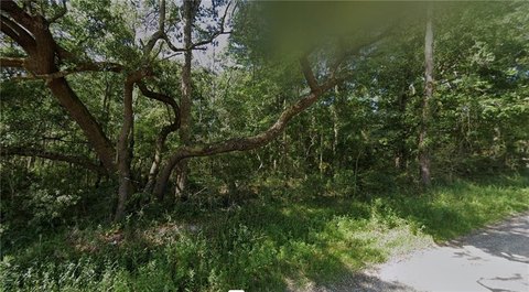 LAND - Coden, AL