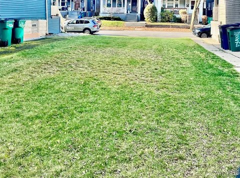 Land in Oxford Triangle, Buffalo