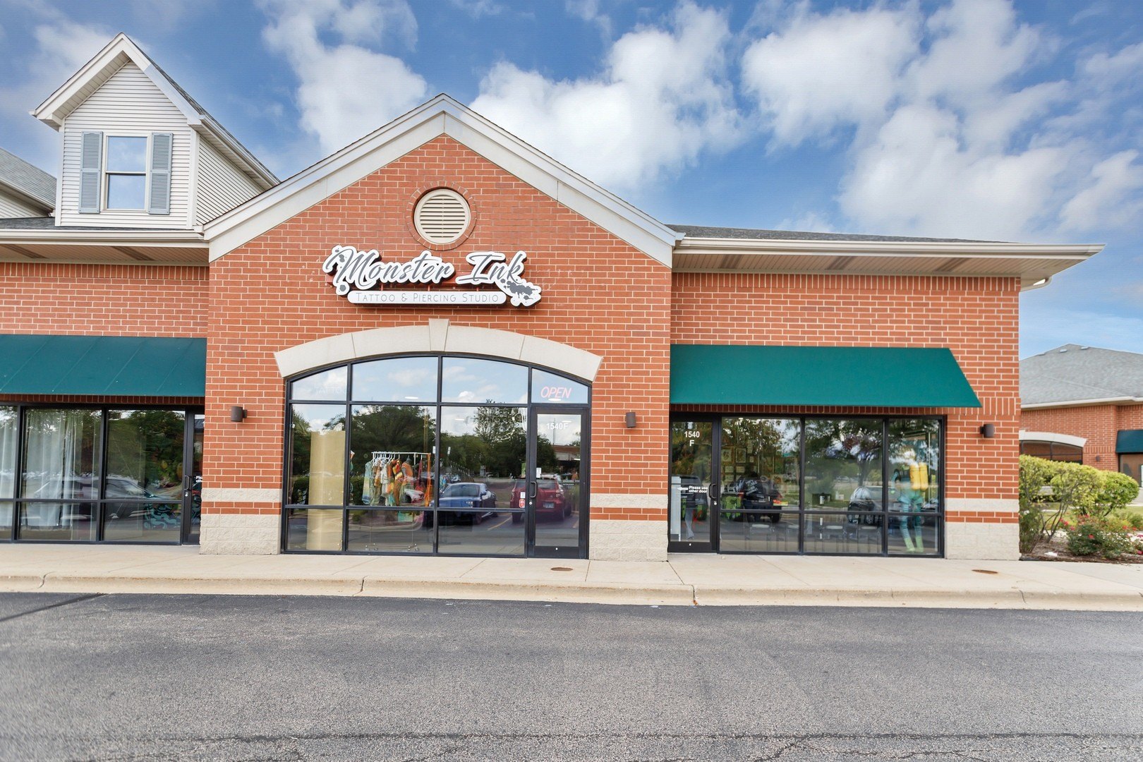 Corner Office/Retail Suite Available