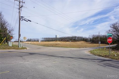 Commercial Land in Growing Area